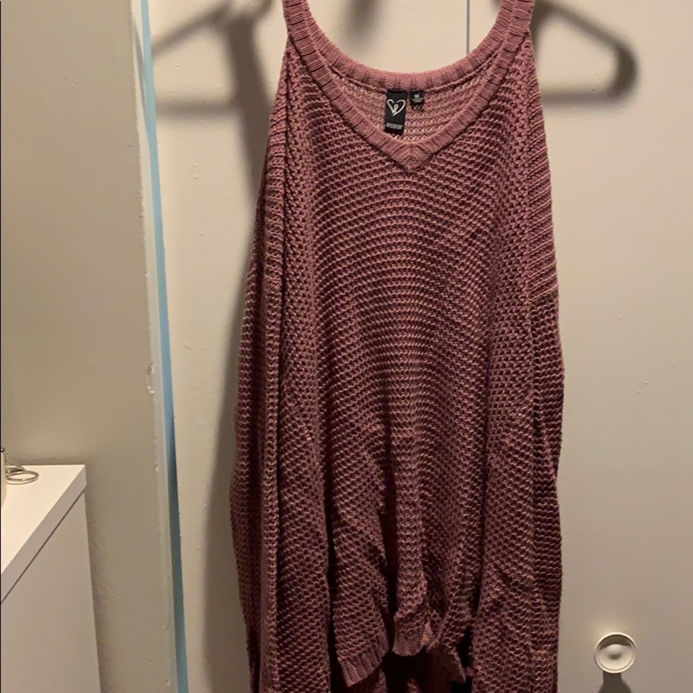 Mauve Shoulder cut out top